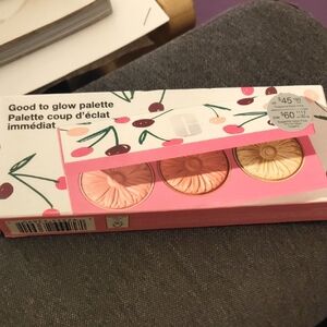 Good to Glow Palette